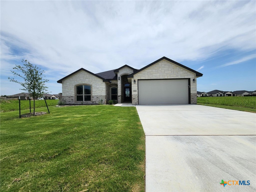 613 Eagle Crest Drive Property Photo