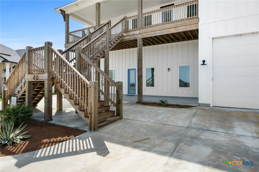 40 Northpointe Drive Property Photo 4