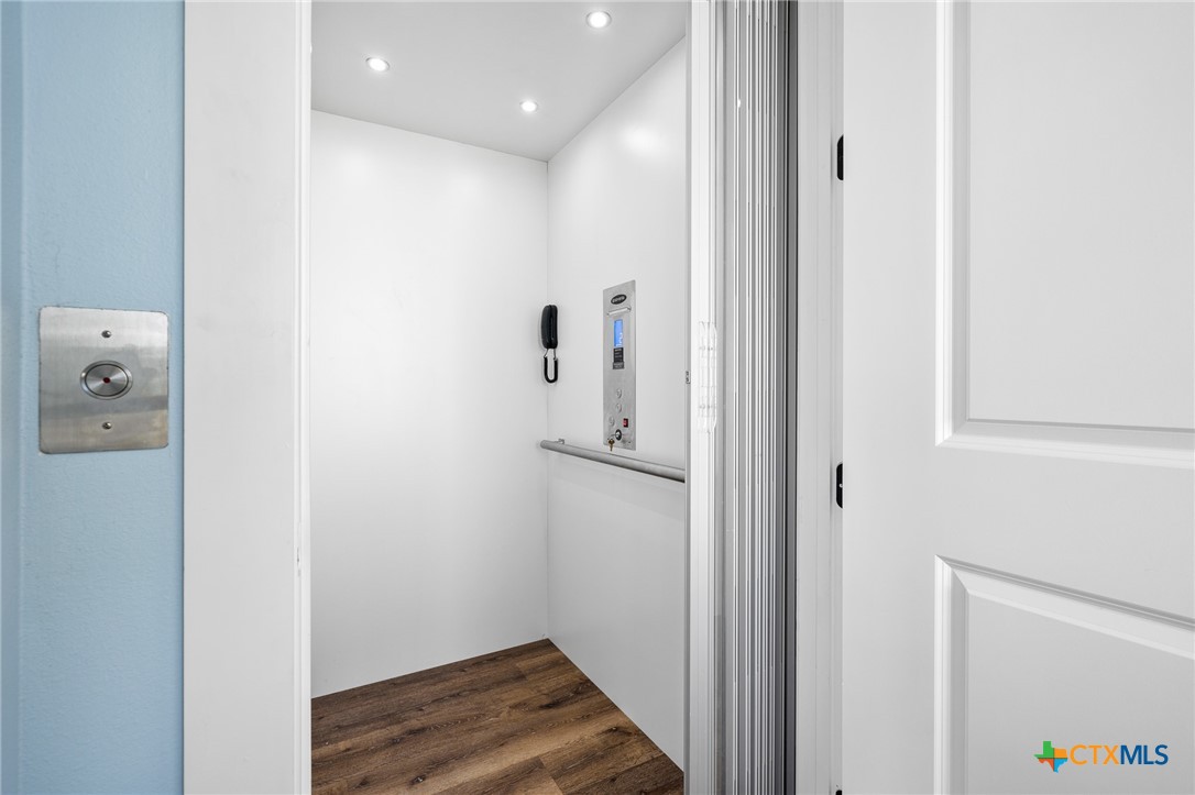 40 Northpointe Drive Property Photo 25