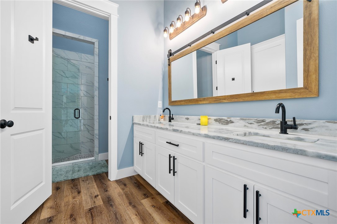 40 Northpointe Drive Property Photo 27