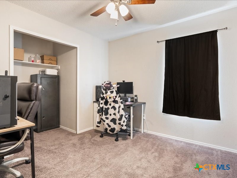 2305 Hemlock Drive Property Photo 9