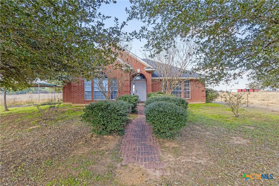 13551 E Highway 79 Property Photo 3
