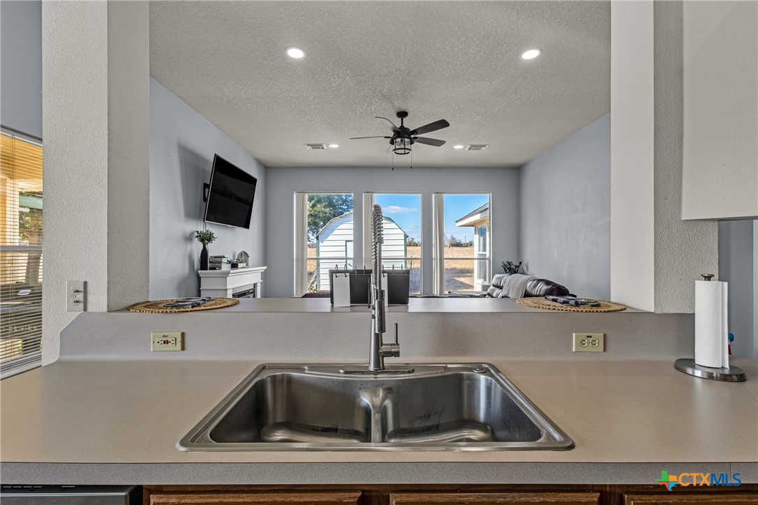 13551 E Highway 79 Property Photo 15