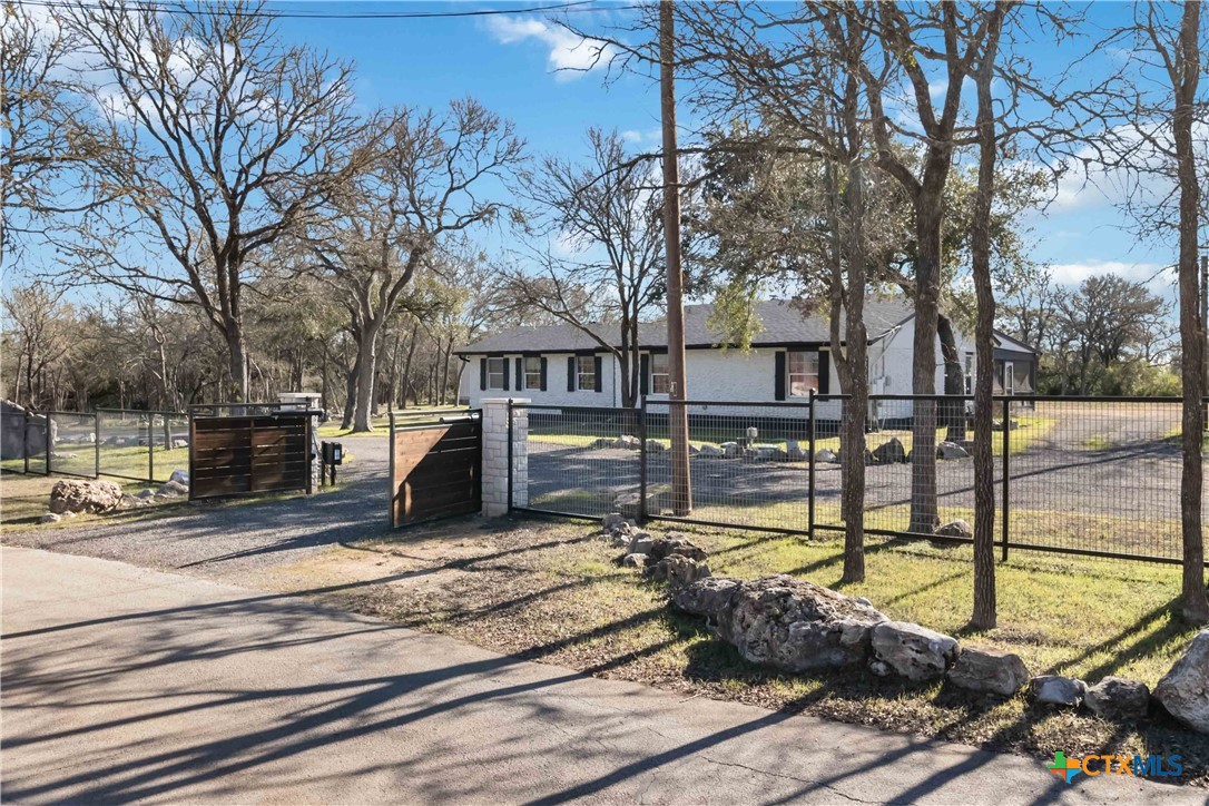 1610 Mustang Lane Property Photo