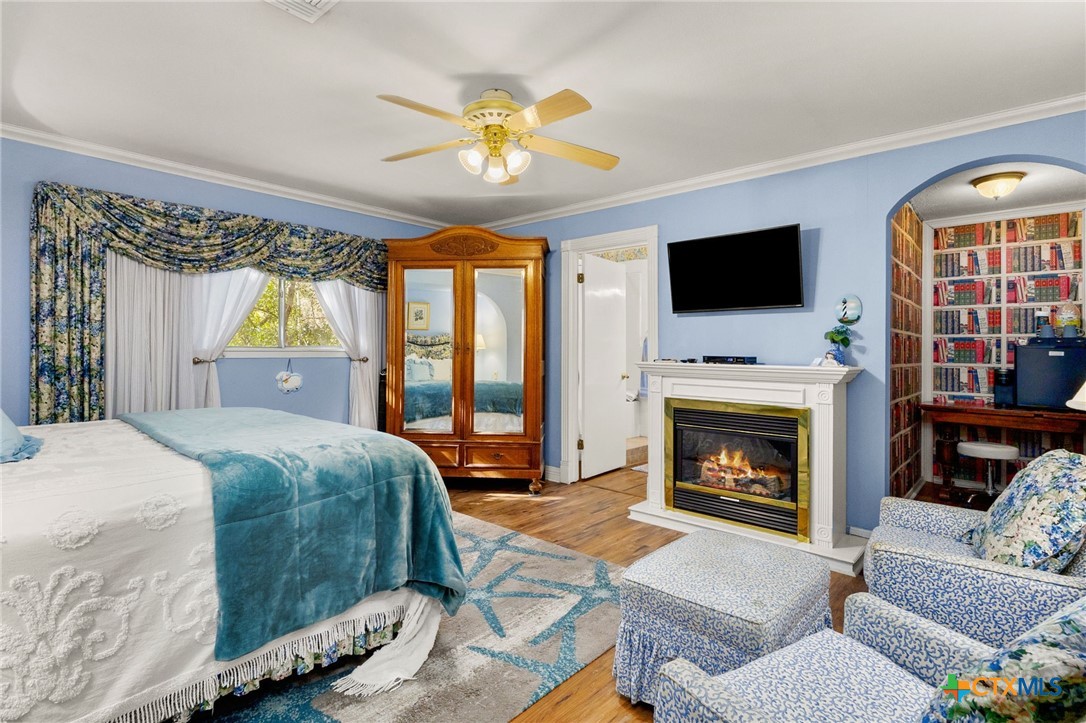1385 Edwards Boulevard Property Photo 16