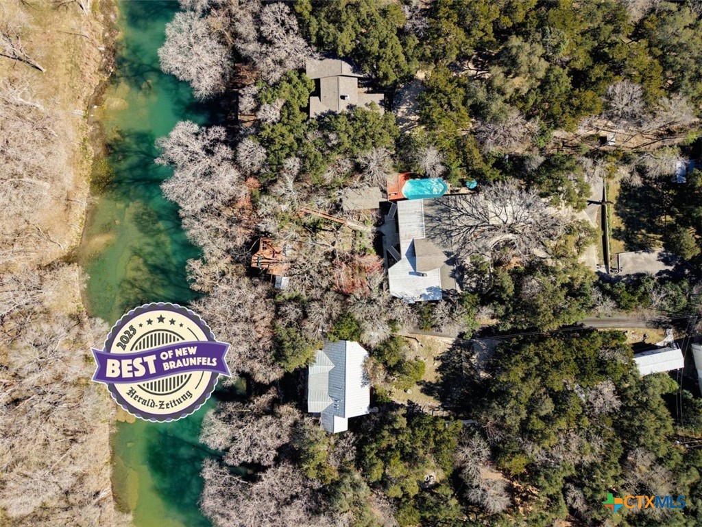 1385 Edwards Boulevard Property Photo 1