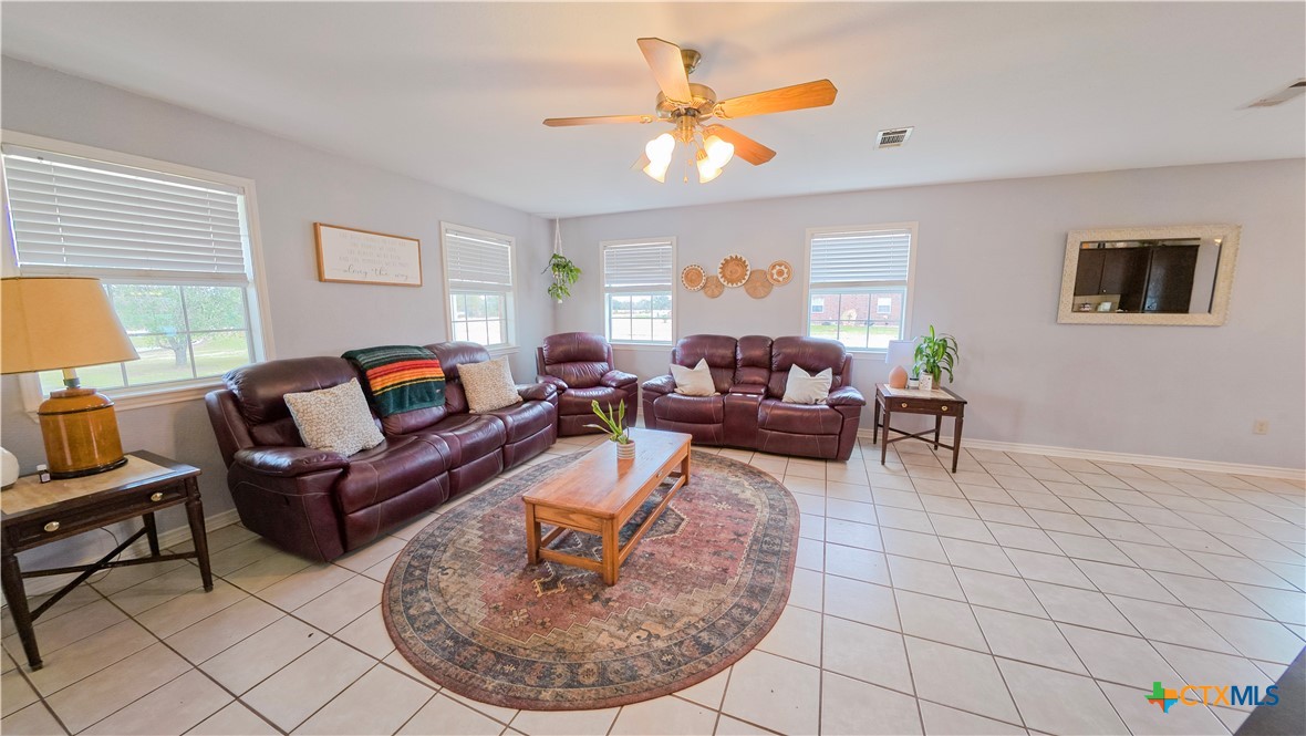1615 Fm 1160 Road Property Photo 11