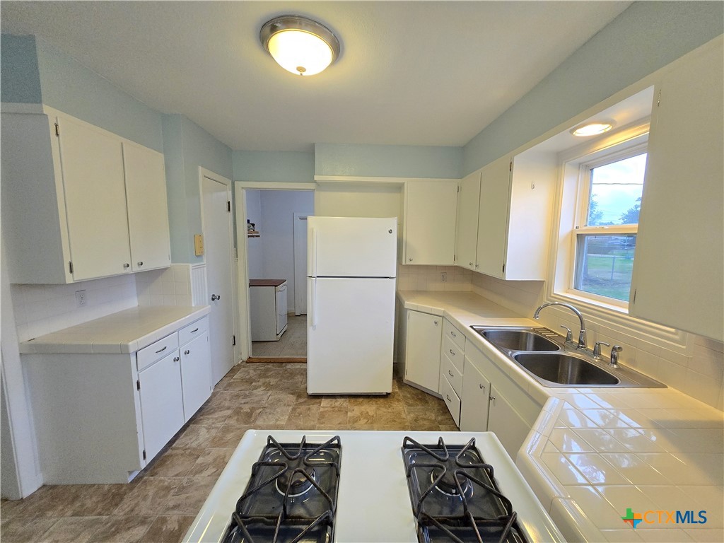 704 Farley Street Property Photo 13