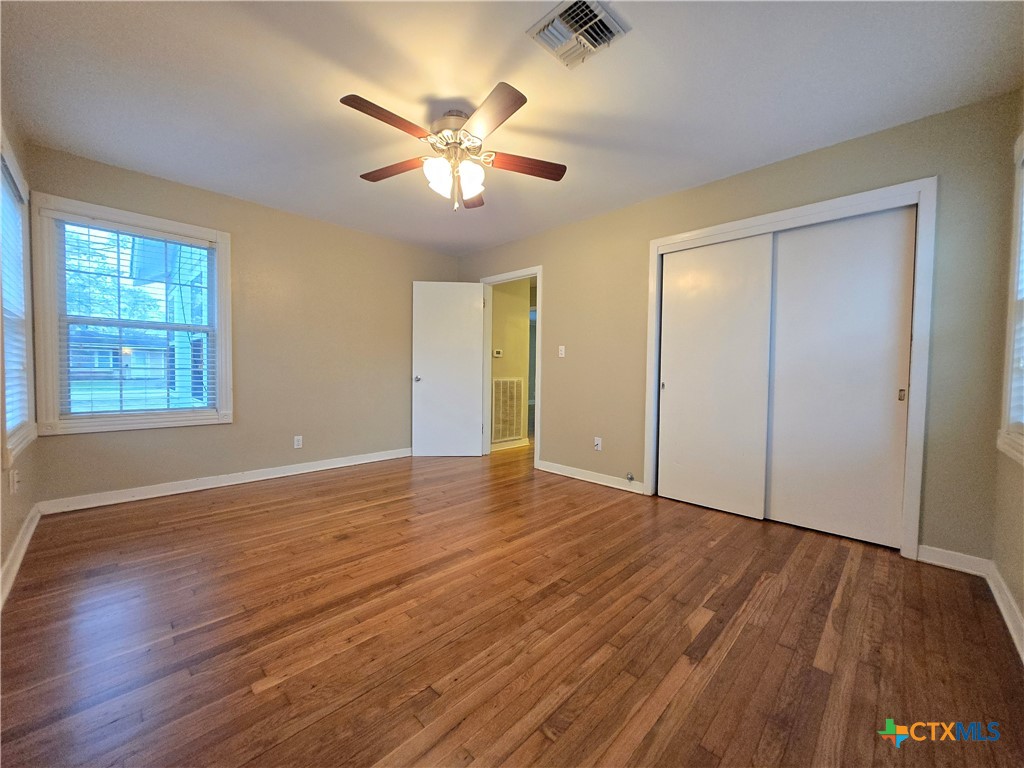 704 Farley Street Property Photo 29