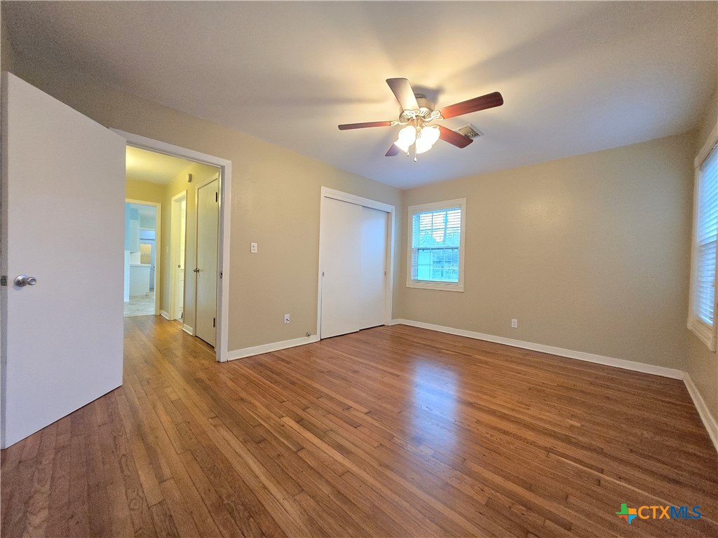 704 Farley Street Property Photo 30