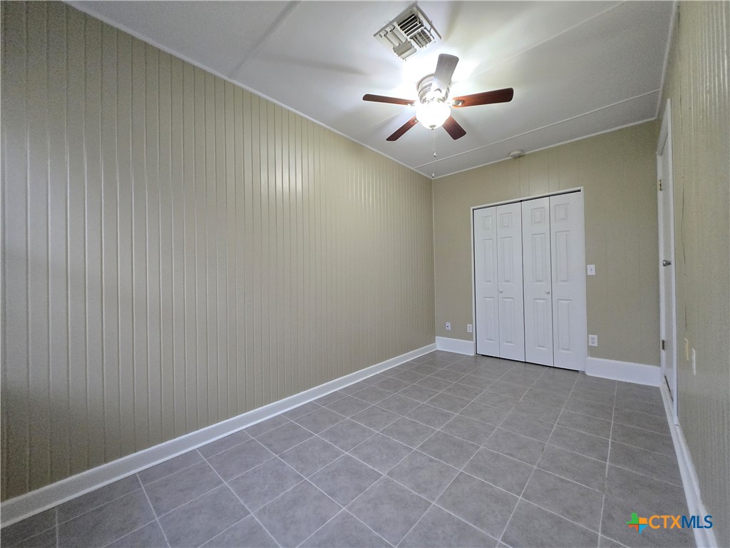 704 Farley Street Property Photo 33