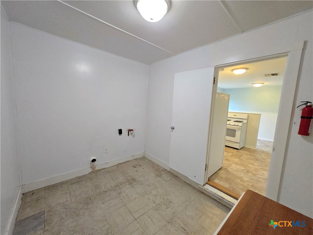 704 Farley Street Property Photo 35