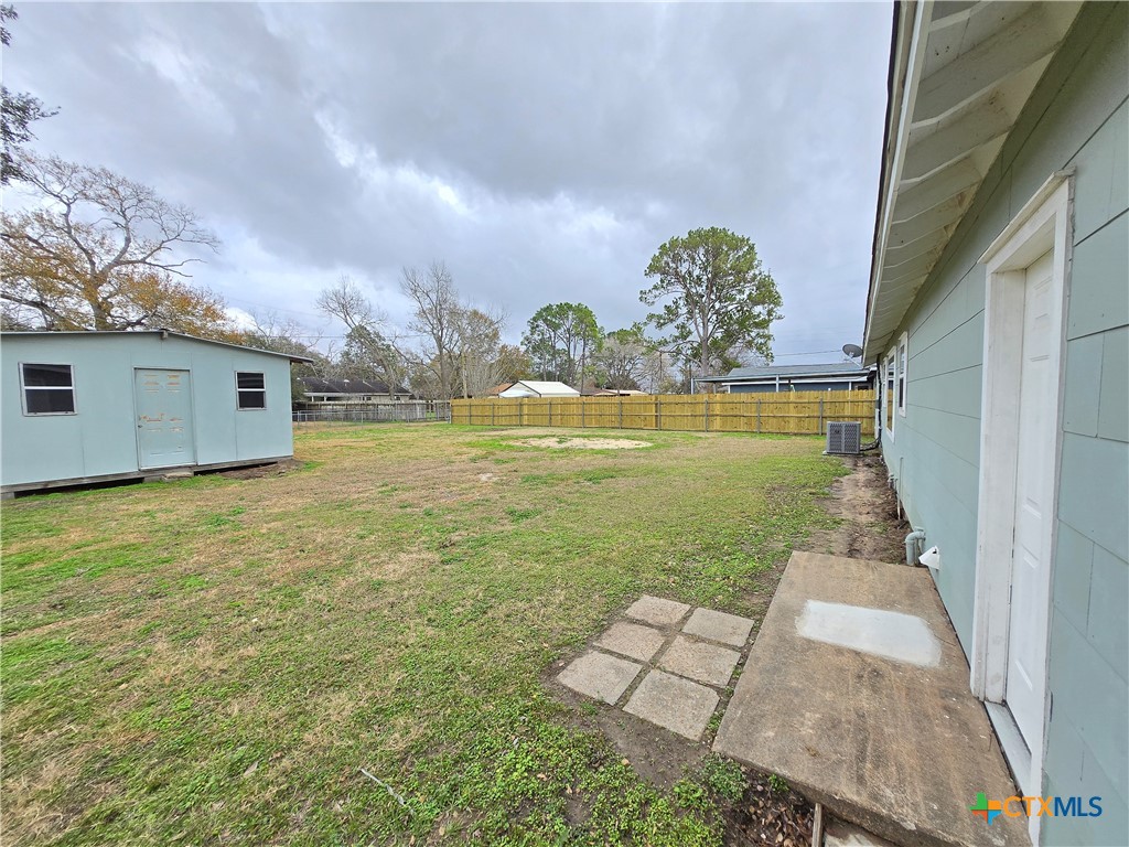704 Farley Street Property Photo 39