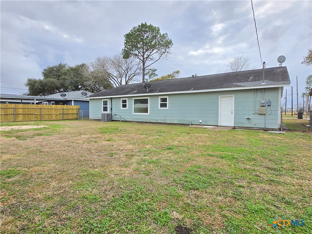 704 Farley Street Property Photo 40