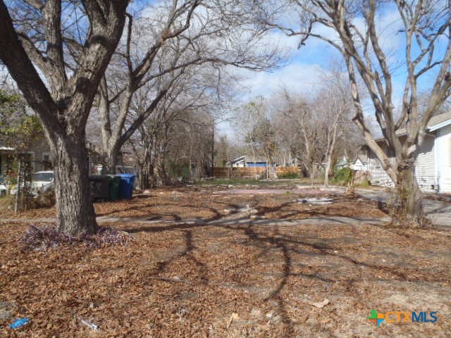 817 E Highland Boulevard Property Photo