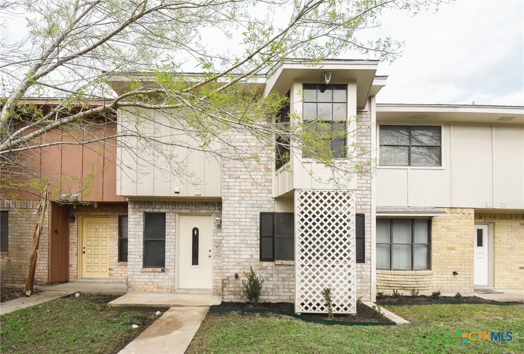 207 Palmwood Drive 3 Property Photo 1