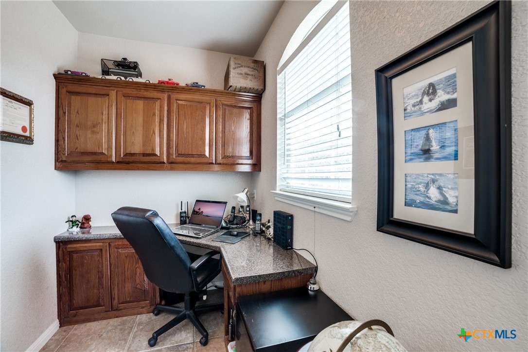 2827 Meadow Breeze Property Photo 17