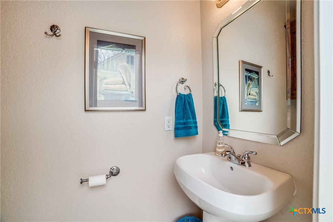 2827 Meadow Breeze Property Photo 25