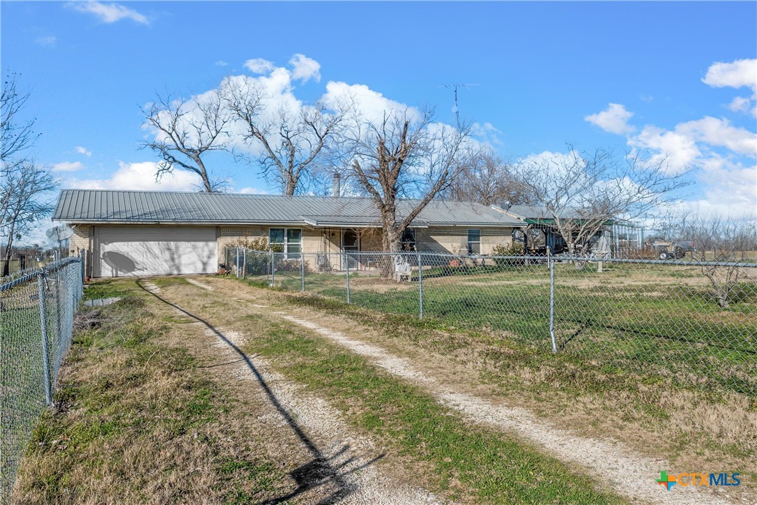 599 County Road 493 Property Photo 21