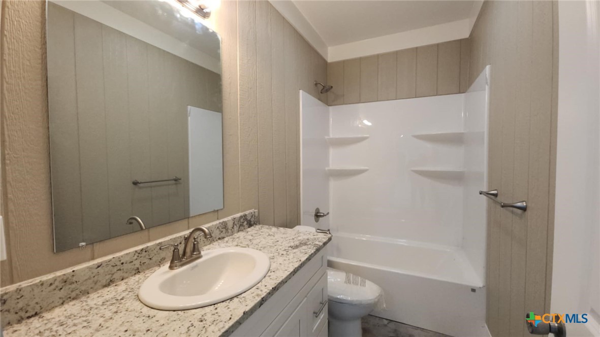 2224 Levee Road Property Photo 8