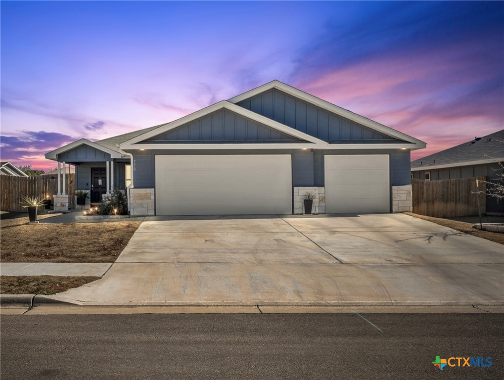 770 Freedom Circle Property Photo 1
