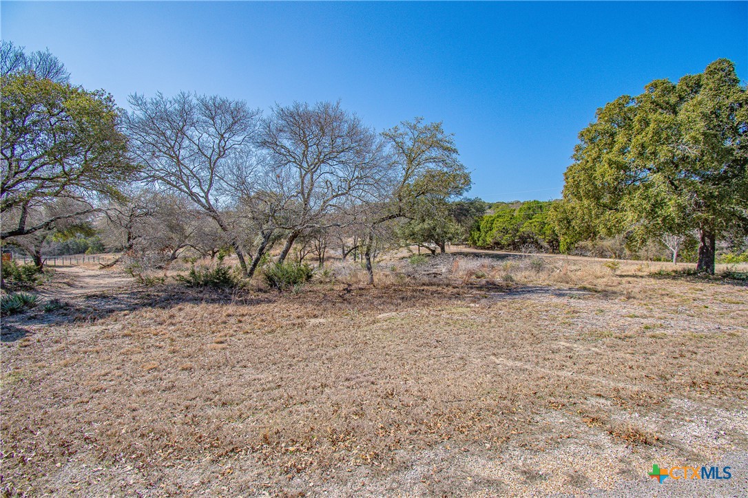5559 Lakeside Property Photo 3
