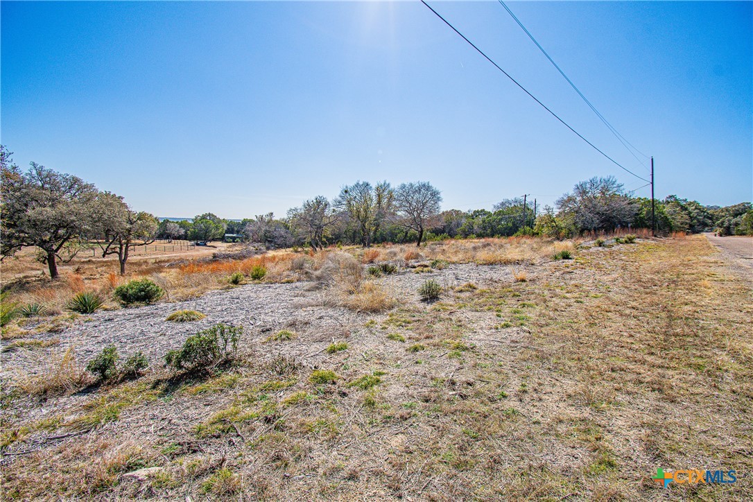 5559 Lakeside Property Photo 6