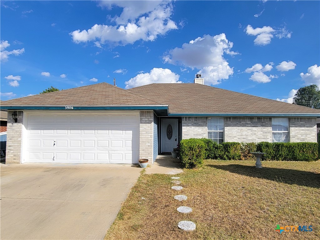 3906 Roundrock Drive Property Photo