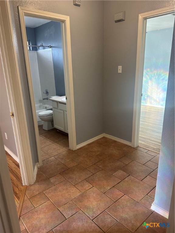 3505 Warfield Drive Property Photo 21
