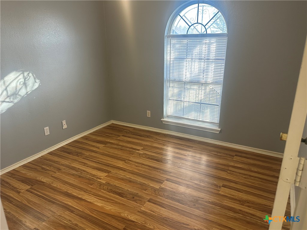 3505 Warfield Drive Property Photo 22
