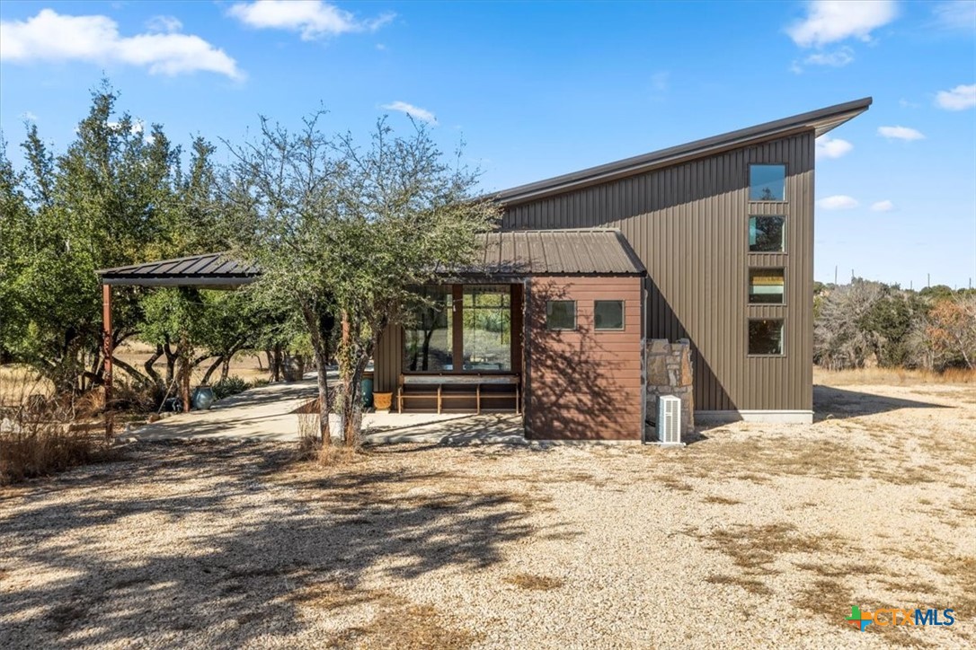 272 Rocky Road Property Photo 5