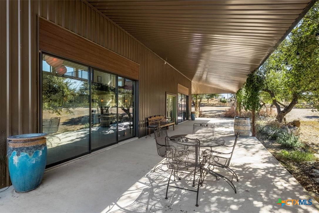 272 Rocky Road Property Photo 6