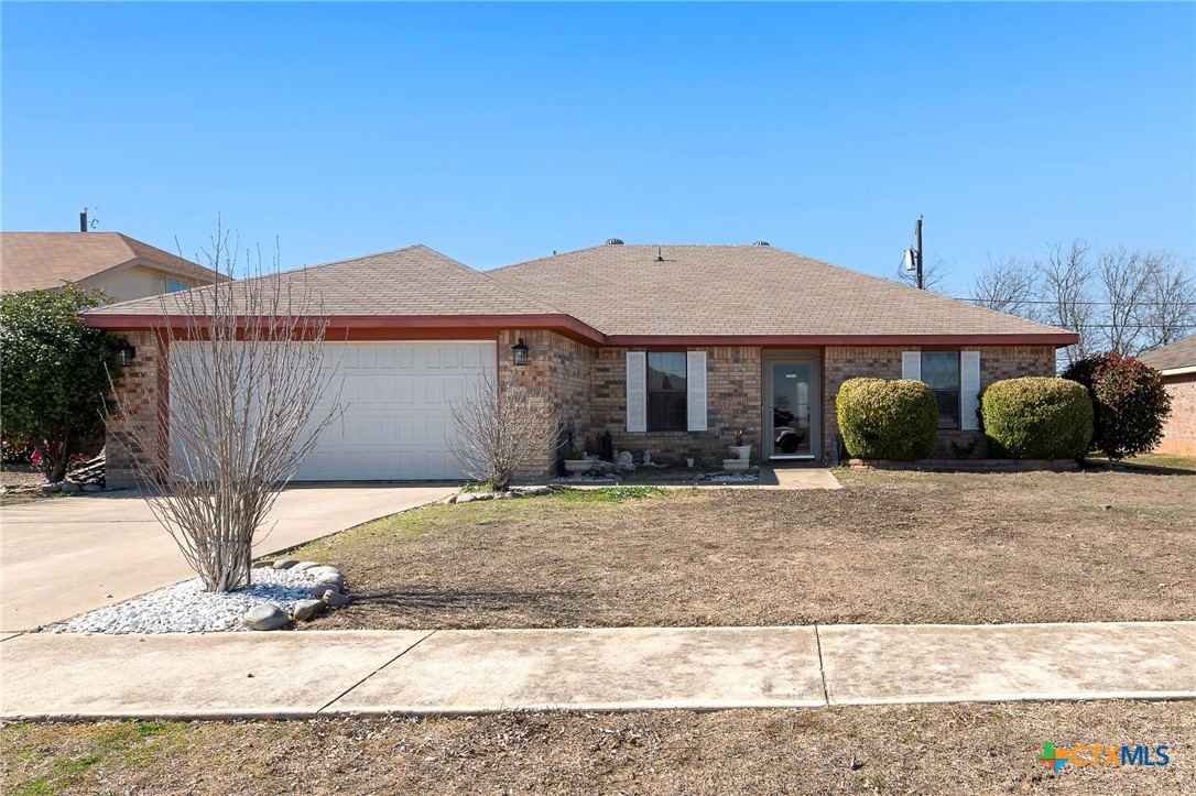 4503 Bowles Drive Property Photo