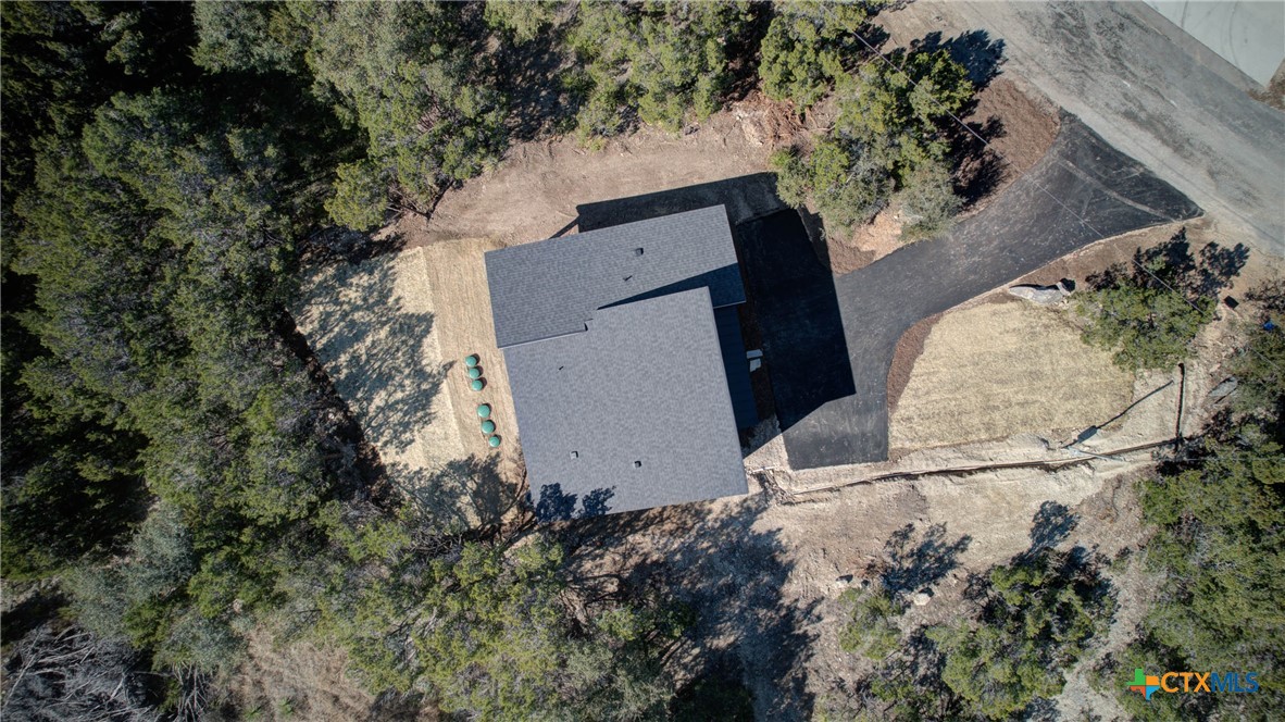 252 Lexington Pass Property Photo 4