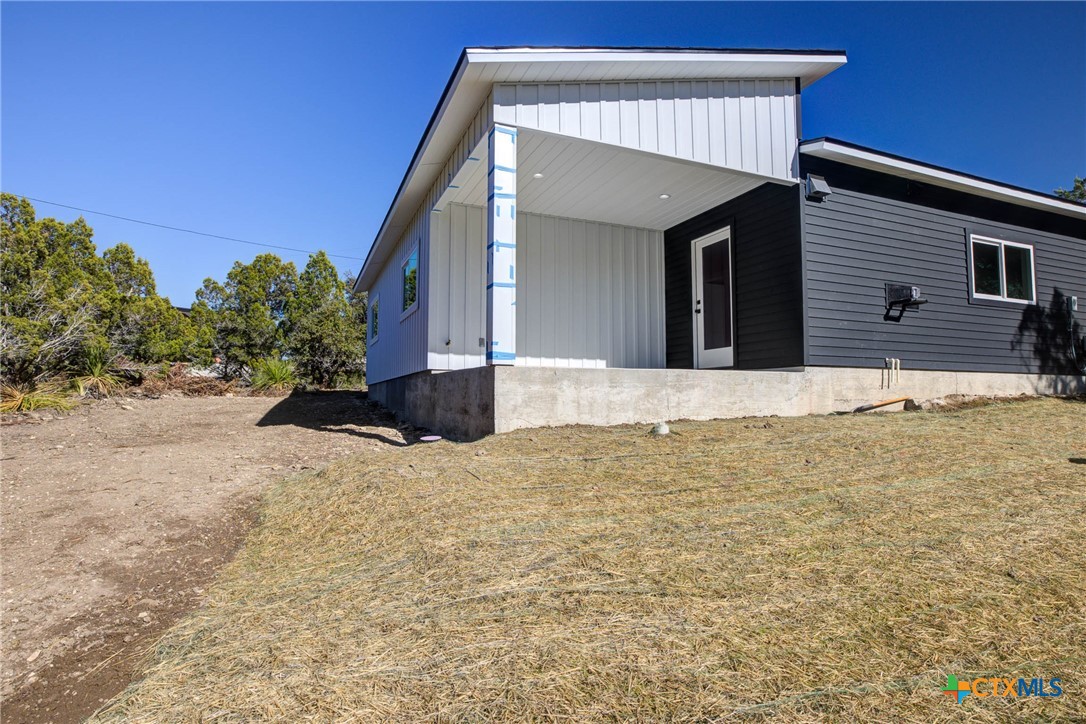 252 Lexington Pass Property Photo 14
