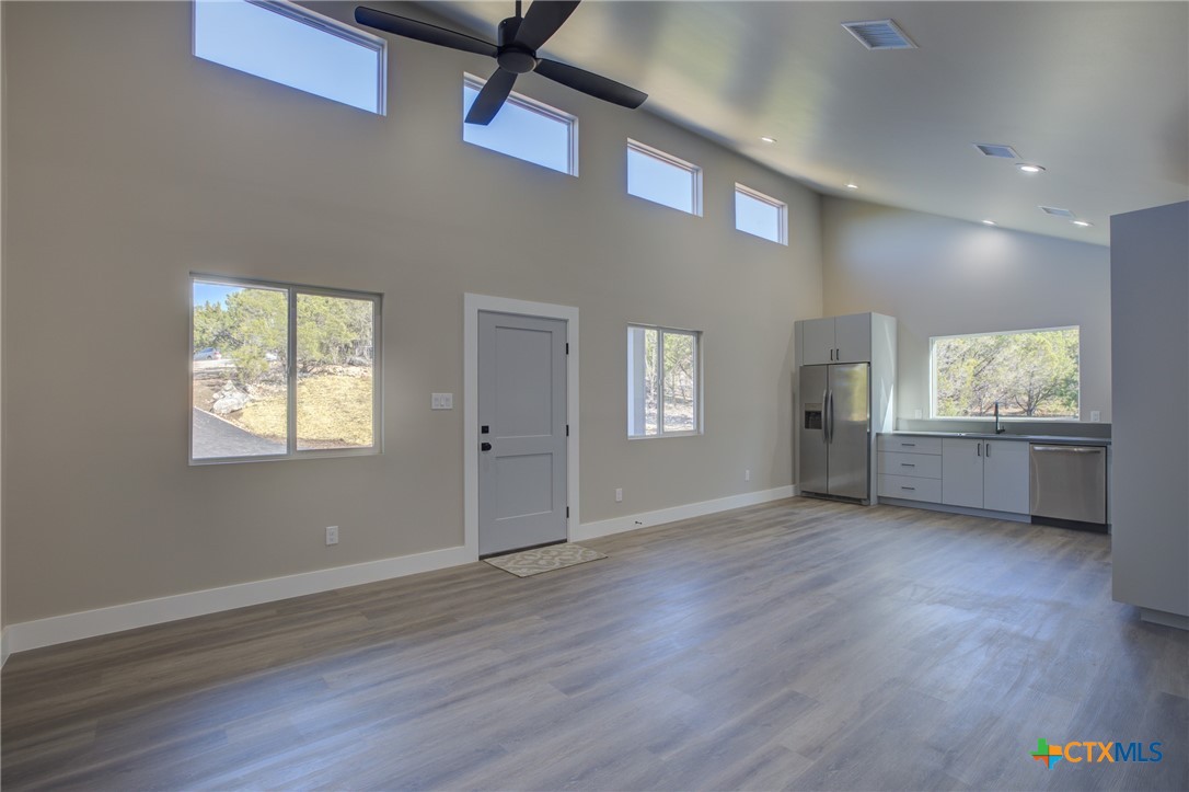 252 Lexington Pass Property Photo 20