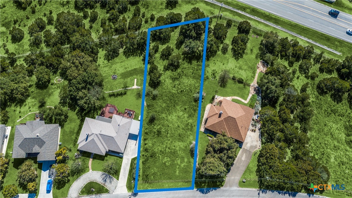 207 Bobby Clark Drive Property Photo 8
