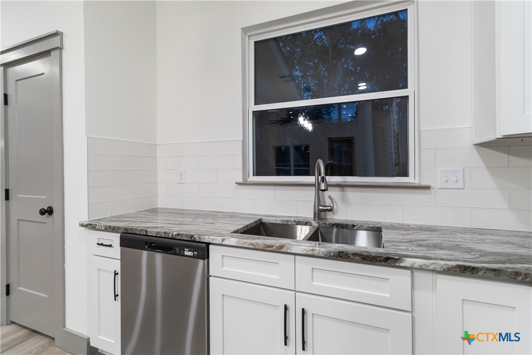 12 Stardust Circle Property Photo 16