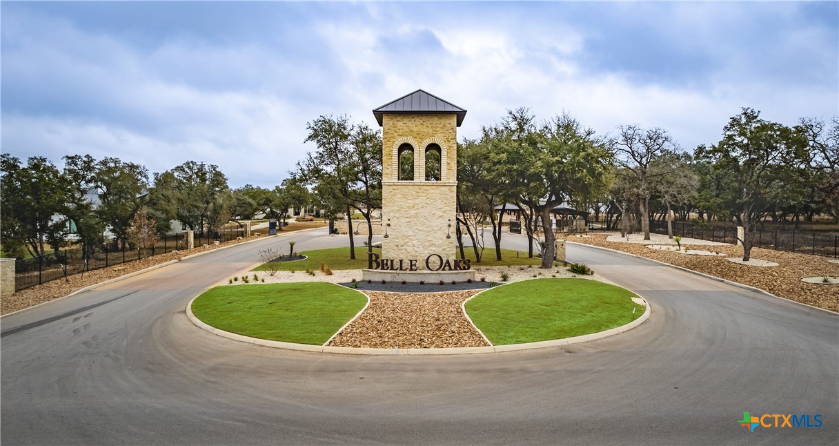713 Fossil Springs Drive Property Photo 19