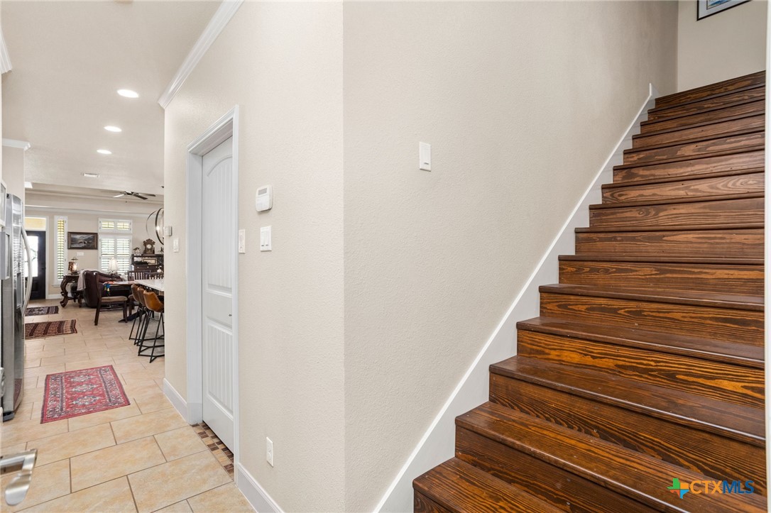 1458 Janets Way Property Photo 19