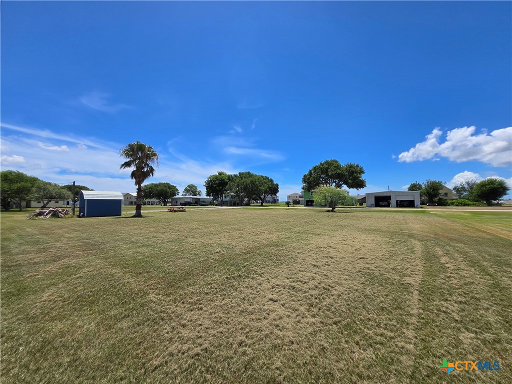 937 Bayview Drive Property Photo 13