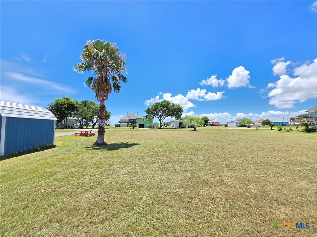 937 Bayview Drive Property Photo 15