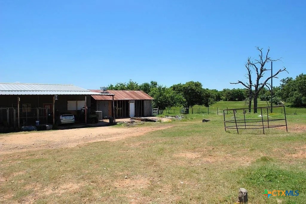 21741 E Interstate 10 Property Photo 8