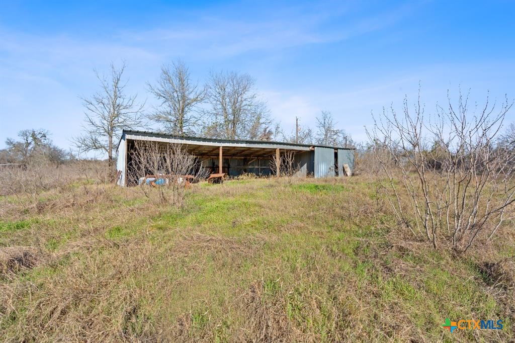 579 Lower Elgin Road Property Photo 7