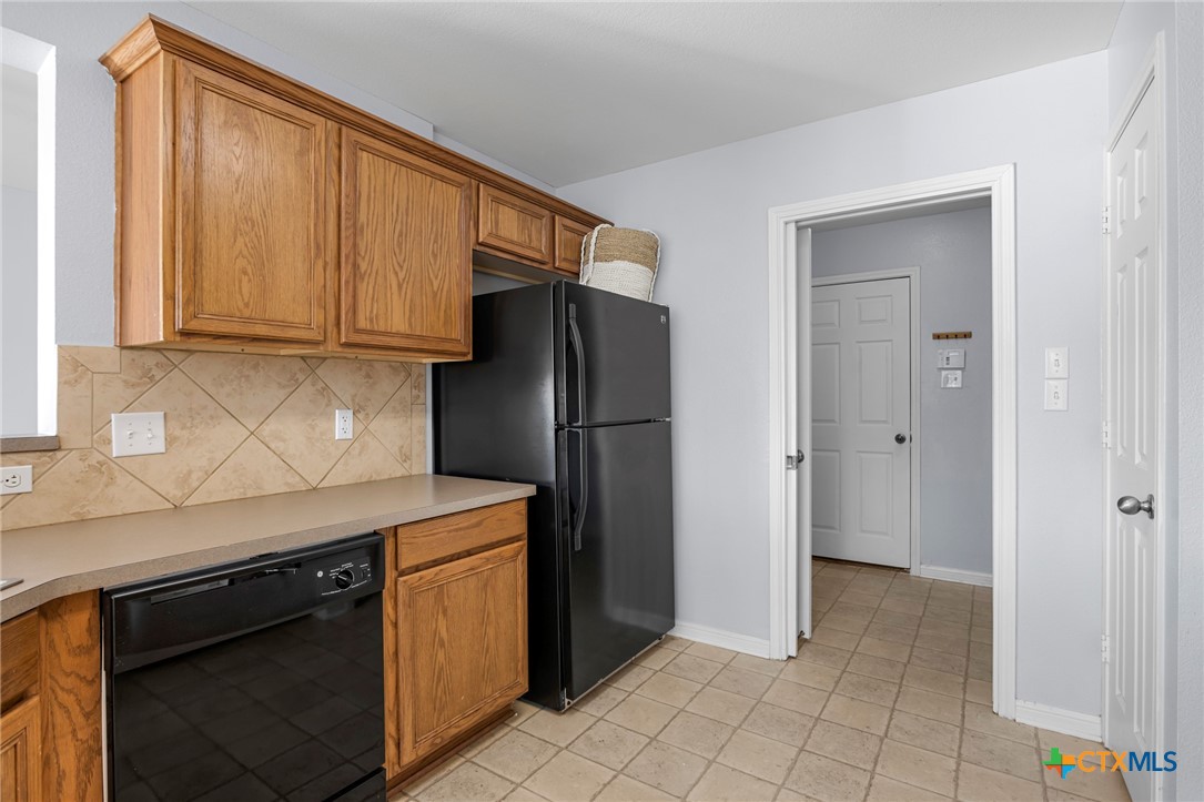 7531 Amber Meadow Loop Property Photo 18