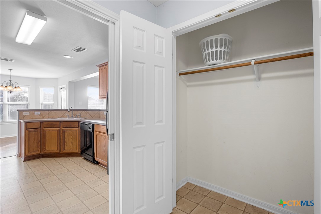 7531 Amber Meadow Loop Property Photo 20