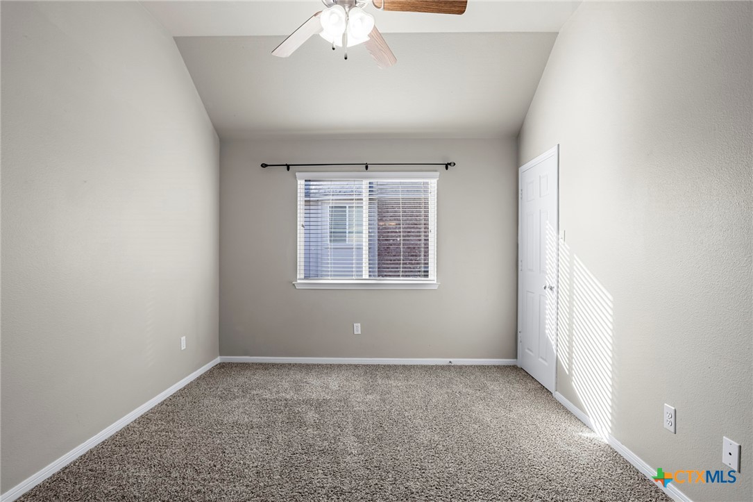 7531 Amber Meadow Loop Property Photo 27