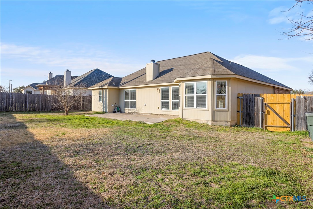 7531 Amber Meadow Loop Property Photo 32