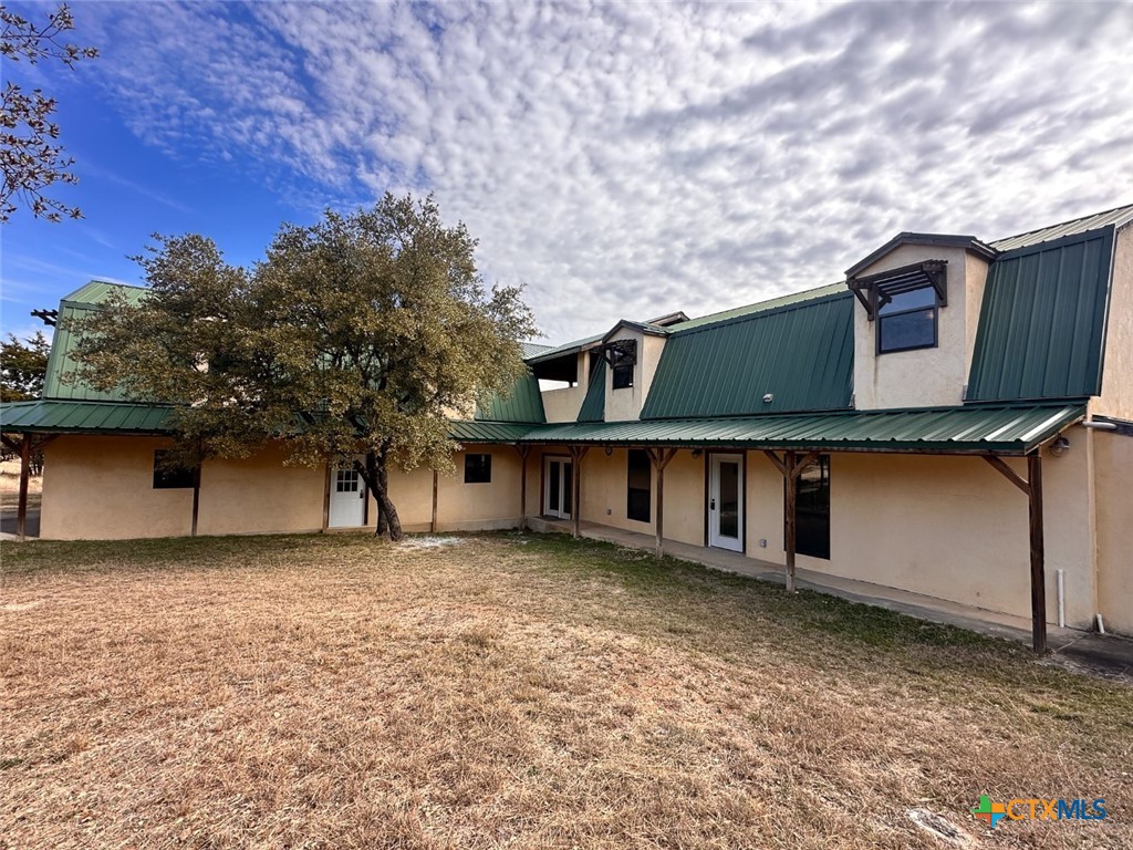 180 Hondo Spur Property Photo 35