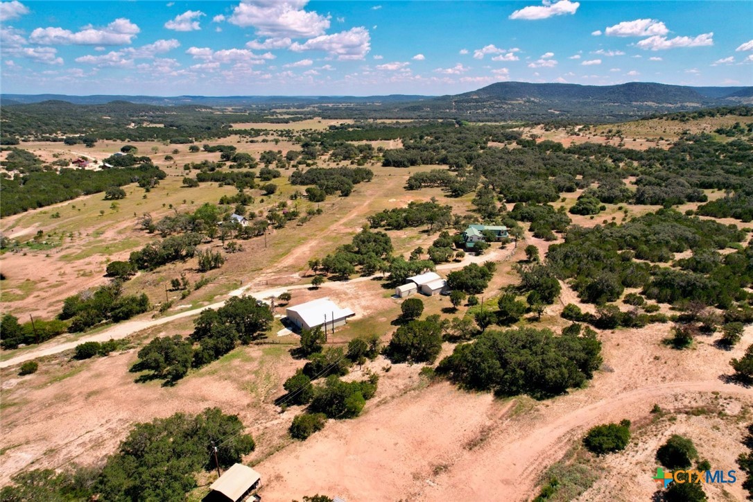 180 Hondo Spur Property Photo 47